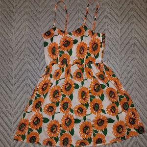 Sunflower dress with lace up back!